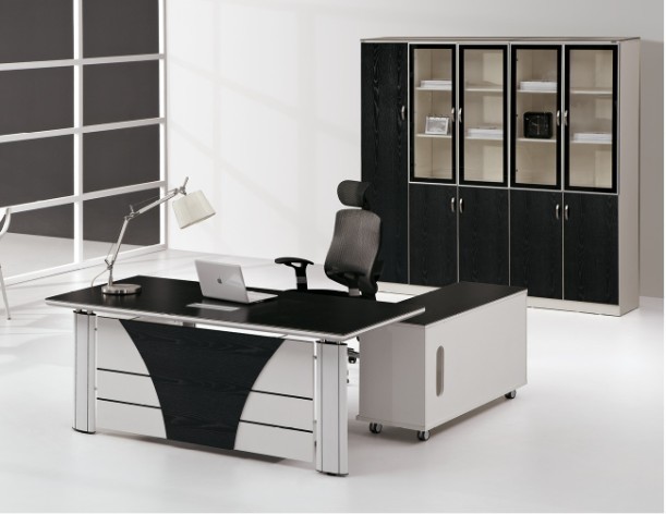 辦公家具與文具 高效辦公環(huán)境的雙翼